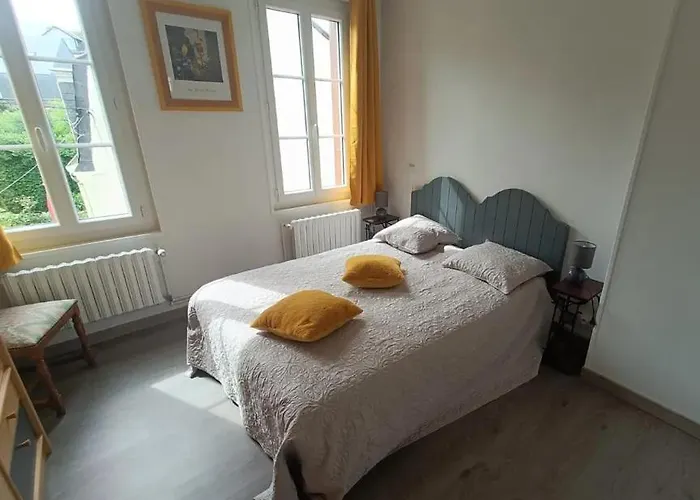 La Minouchette 2*